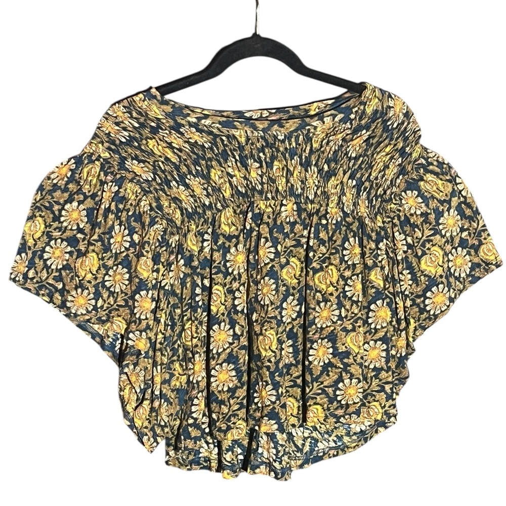 FREE PEOPLE Navy Daisy Flutter Sleeve Smocked Linen/Cotton Crop Top Gd Cond M - Picture 4 of 9